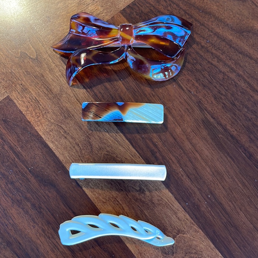 VINTAGE BUNDLE OF MADE IN FRANCE BARRETTES/HAIR CLIPS - BEAUTIFUL!